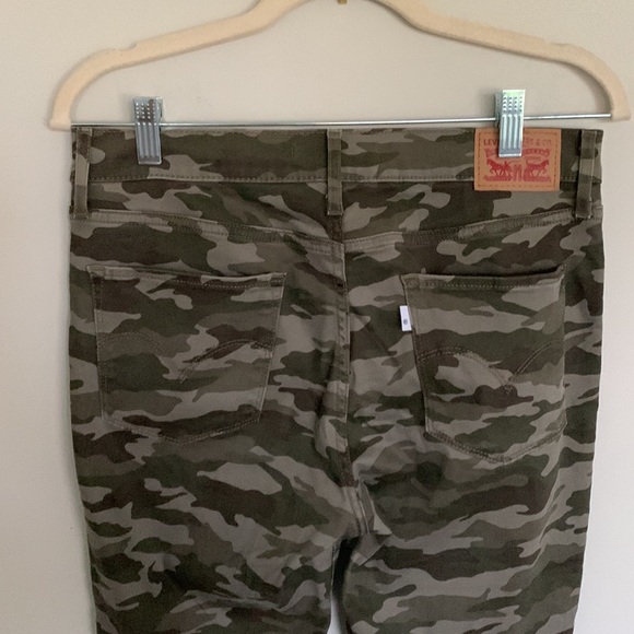 Levi’s 720 Camouflage Jeans Sz29 - Picture 2 of 5